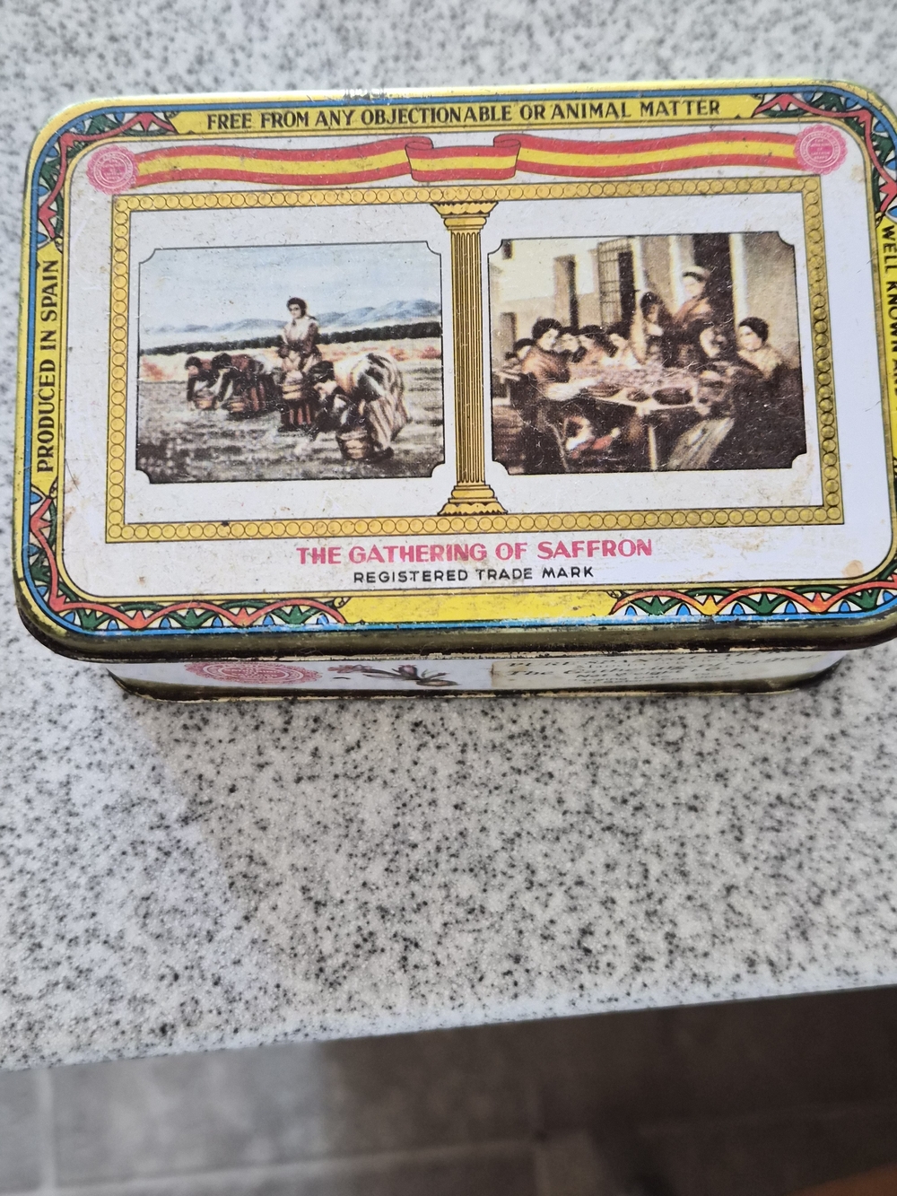 Vintage 1999 Spanish Saffron Tin 1 oz - "The Gathering of Saffron" Empty Metal